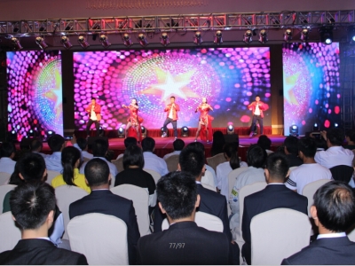 海龍集團“愛(ài)讓夢(mèng)飛翔”開(kāi)封公益慈善活動(dòng)