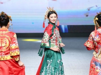 世界旅游文化小姐上演“最美嫁衣”真人秀